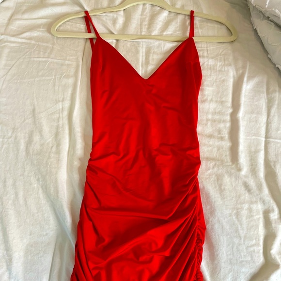 Sexy red backless dress - Picture 1 of 2